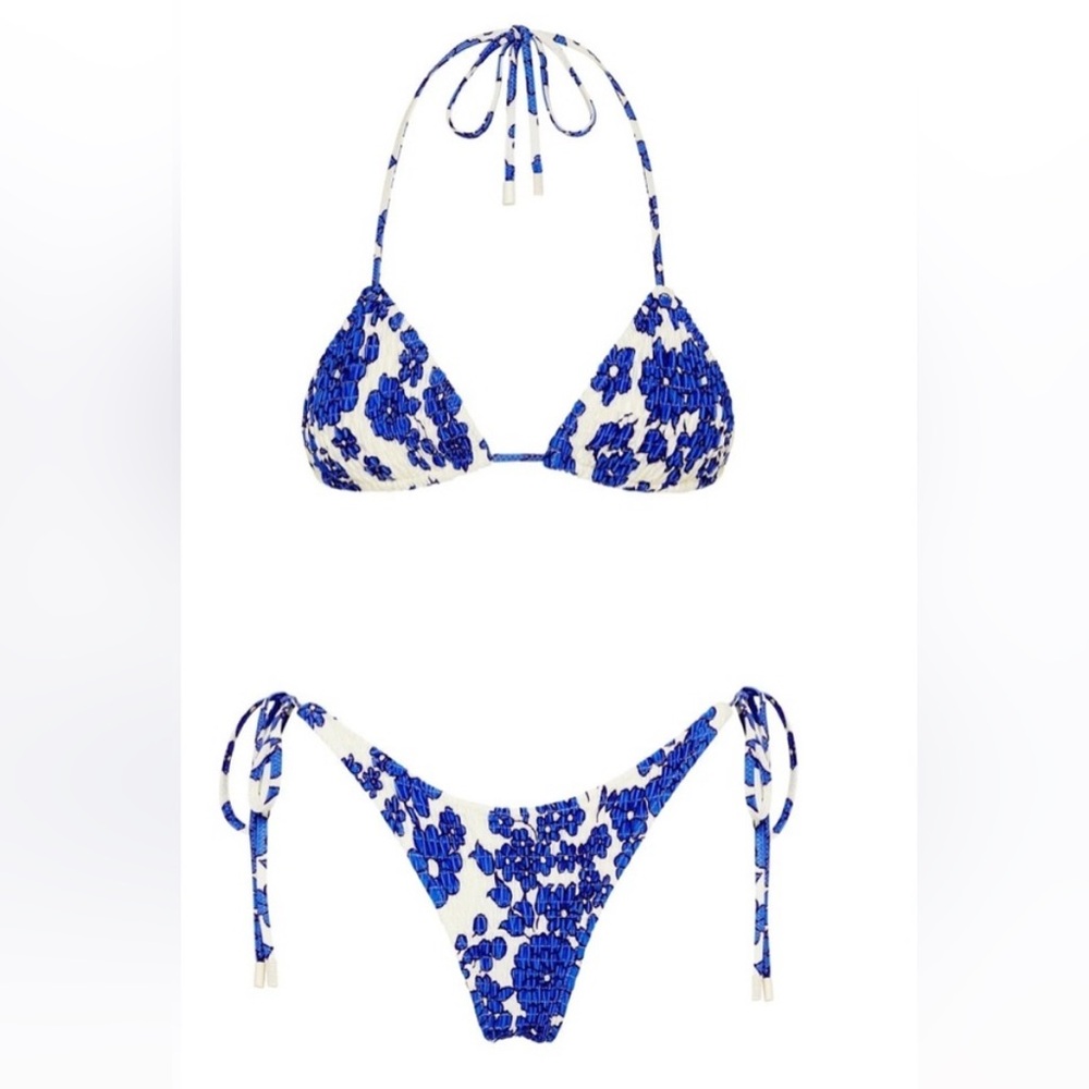 Triangl Swimwear Blue and White Floral Pouch